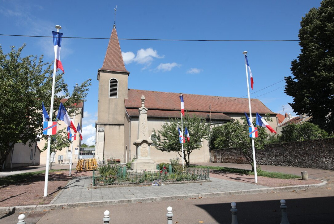 Eglise Saint Jean Des Vignes-索恩河畔沙隆必去景点