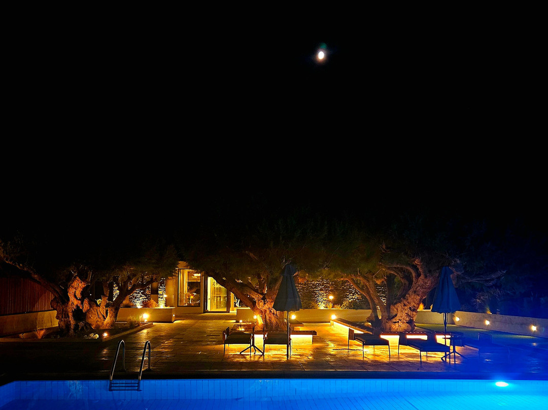 Coriva Beach Hotel & Bungalows主图