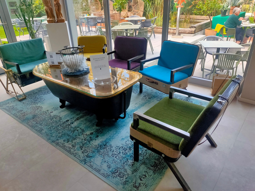 Green Spirit Hotel主图