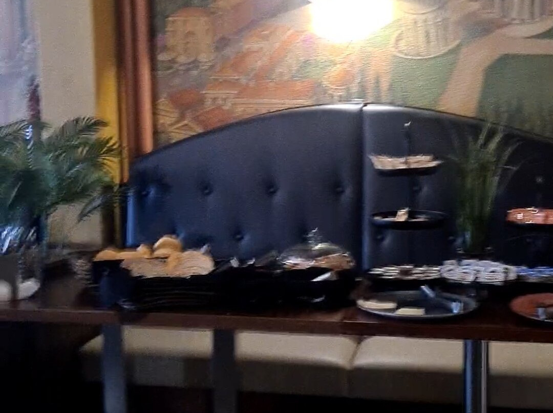 蒙塔格纳戴尔蒙多酒店主图