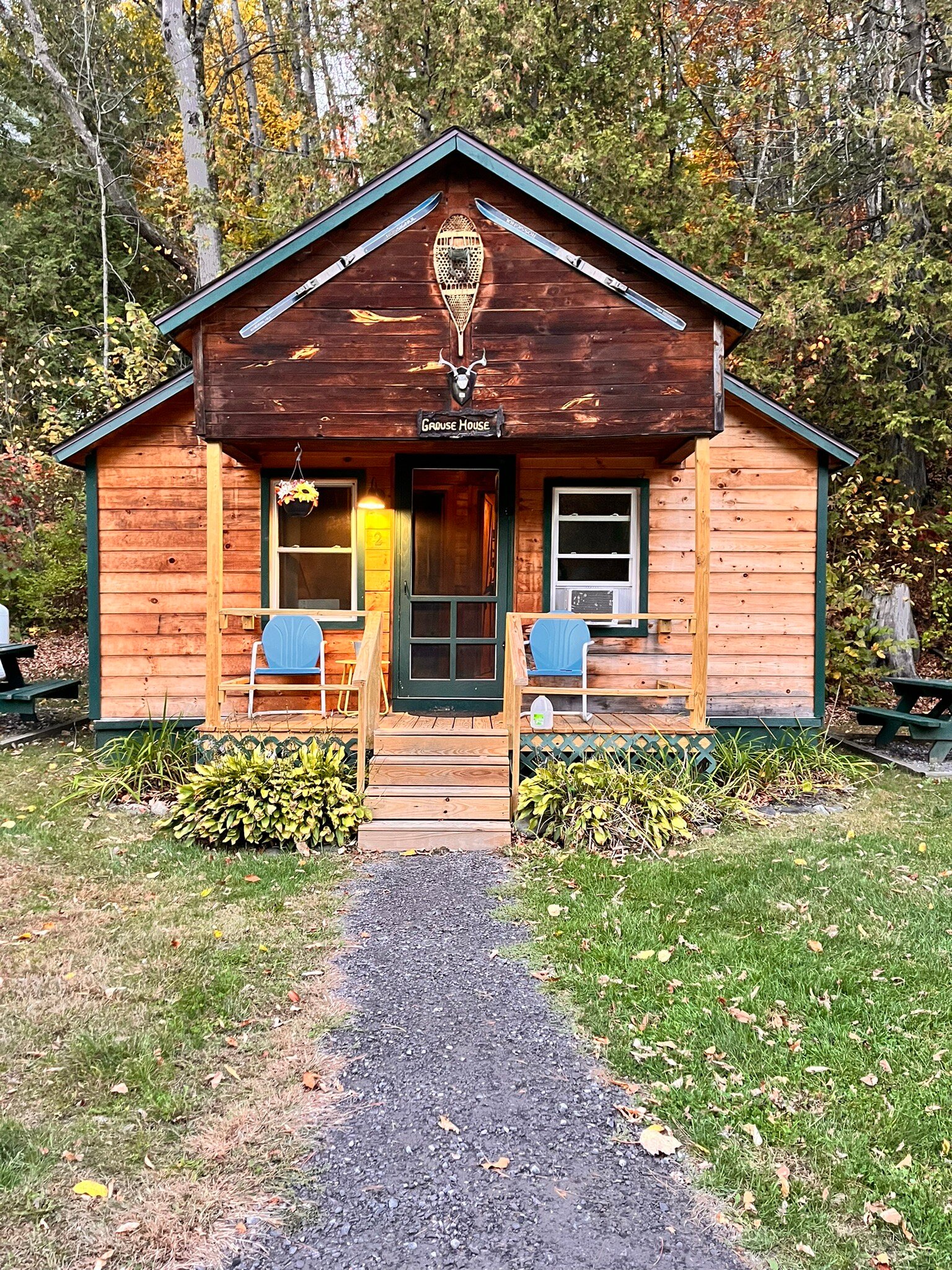 Pine Crest Motel and Cabins-官方