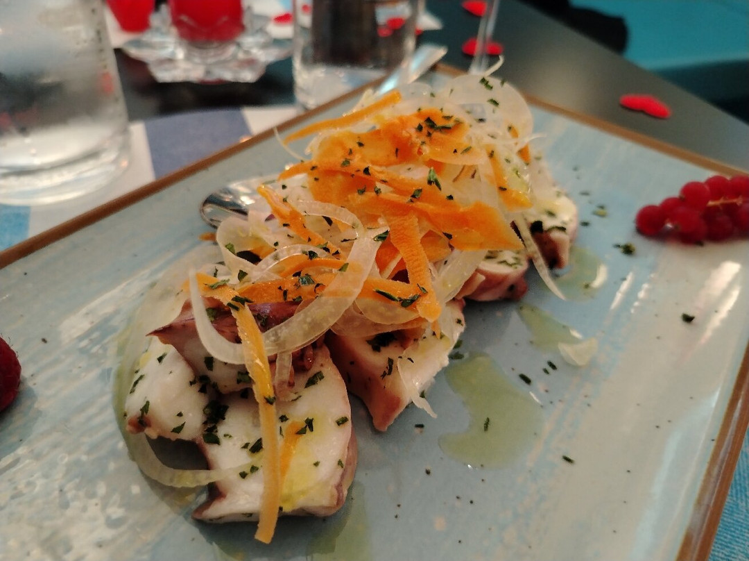 B Restaurant - Drink & Food