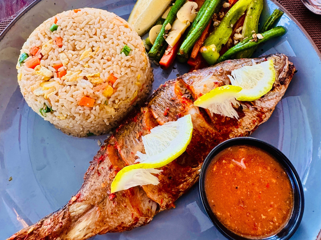 La Rosa Café and Bakery