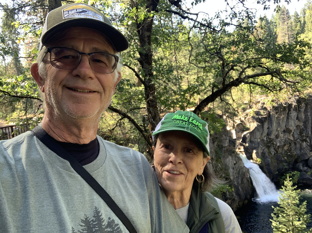McCloud River’s Three Waterfalls-McCloud必去景点