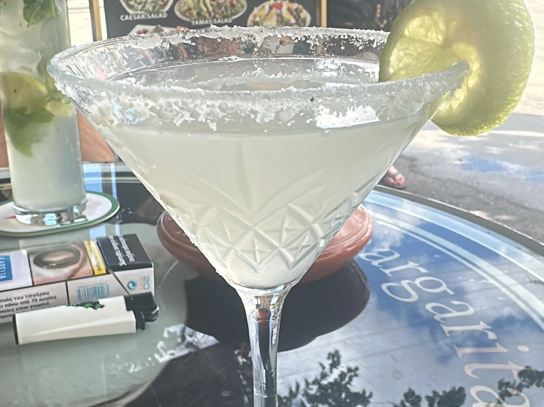 Yamas Cocktail Bar-Lardos必去景点