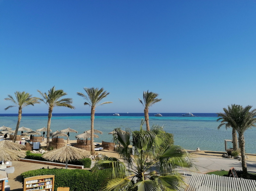 The Breakers Diving and Surfing Lodge主图