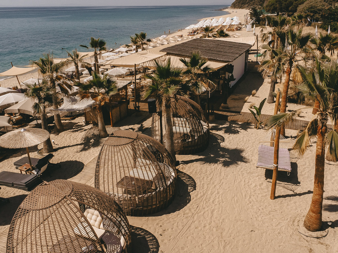 Paloma Beach Bar-Paralia Eleochoriou必去景点