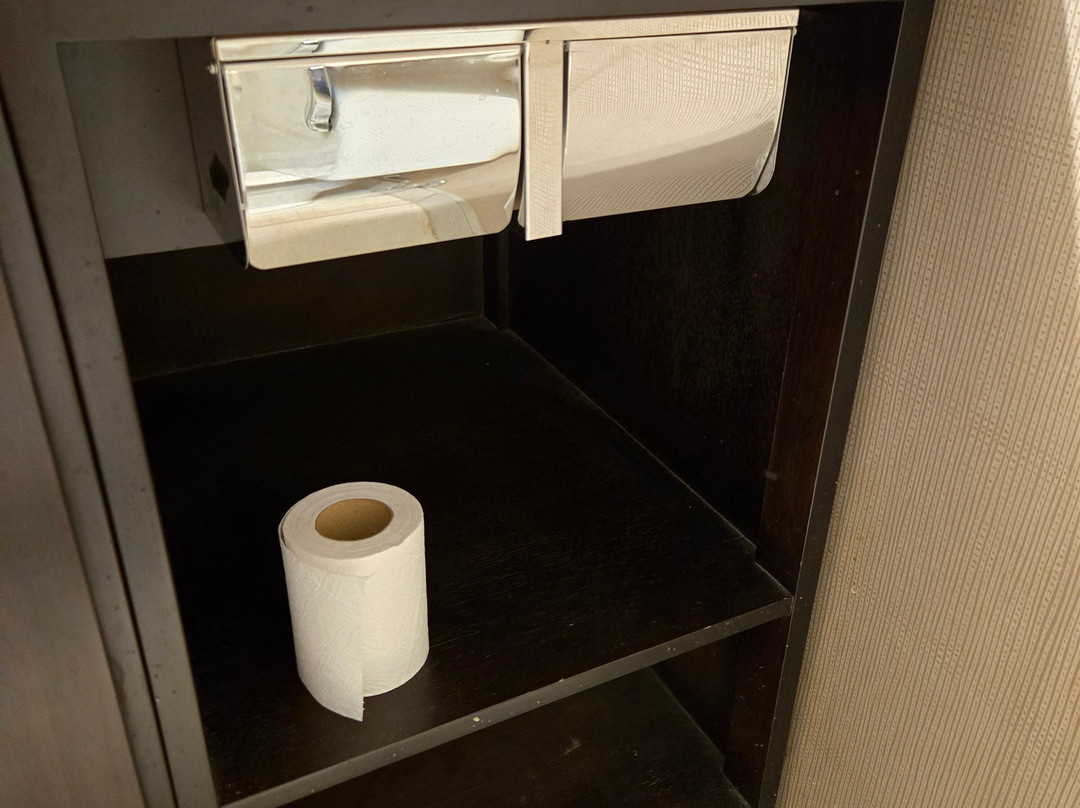 Causeway Bay Lansing Hotel主图