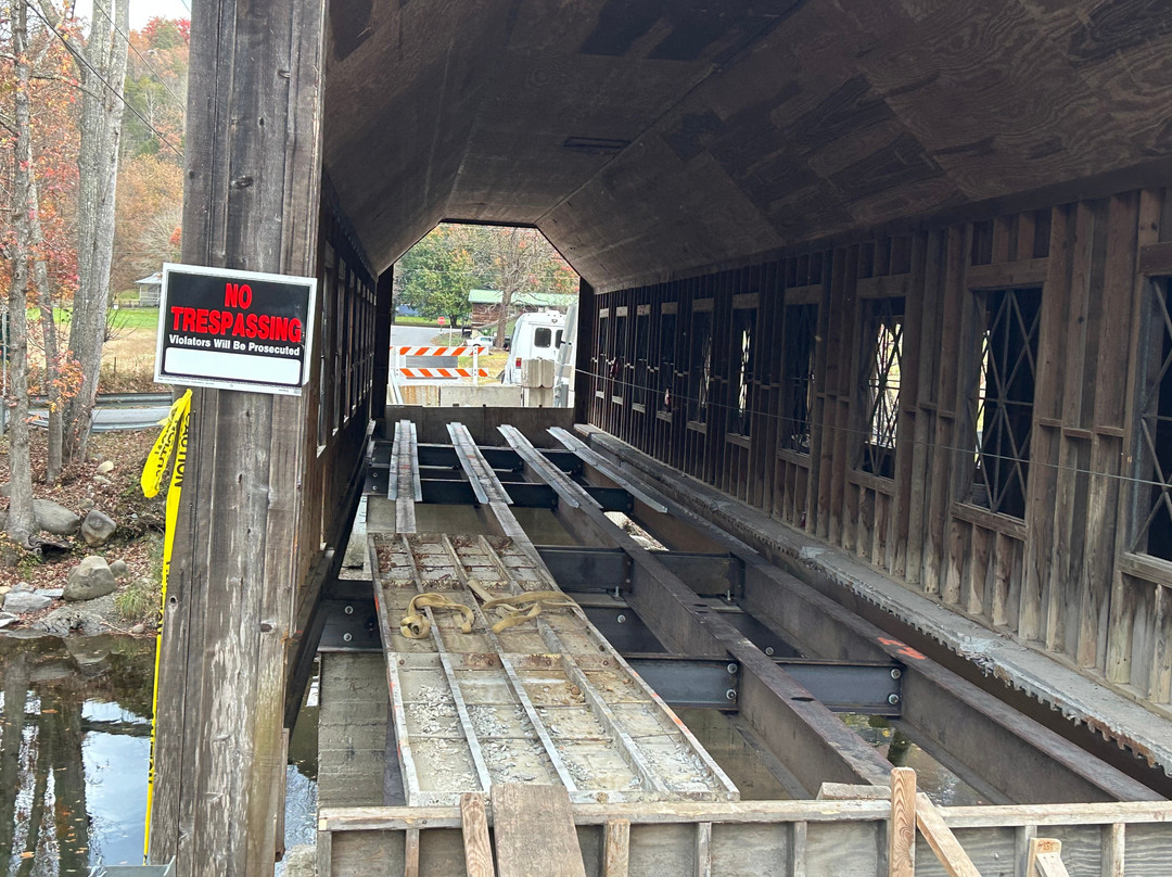 Emerts Cove Covered Bridge-塞维尔维尔必去景点