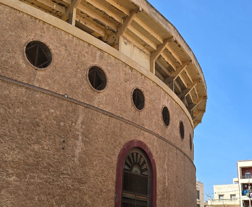 Arène d'Eckmuhl-奥兰必去景点