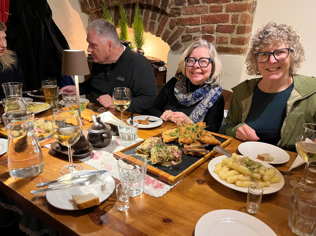 Eat Polska Krakow Food & Vodka Tours-克拉科夫必去景点