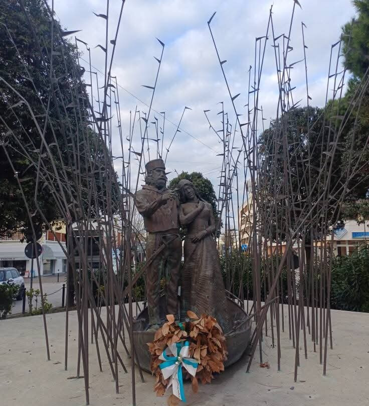Statue di Giuseppe Garibaldi e Anita-Porto Garibaldi必去景点