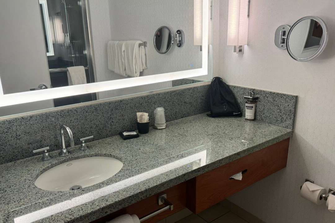 匹兹堡国际机场凯悦酒店主图