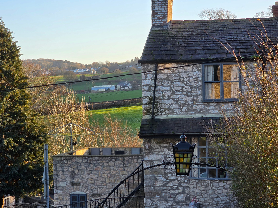 The Huntsman Hotel