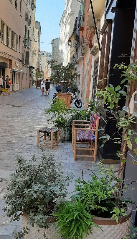 Rue Napoléon-Bastia必去景点