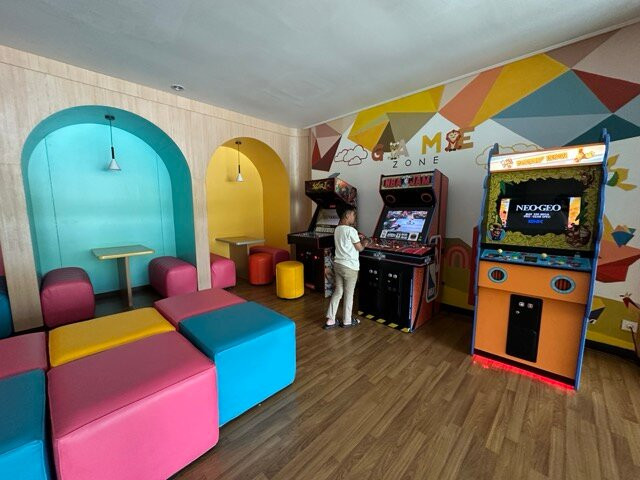 巴图山邢哈萨里度假村主图