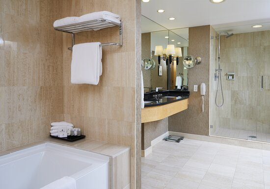 温哥华泛太平洋酒店主图