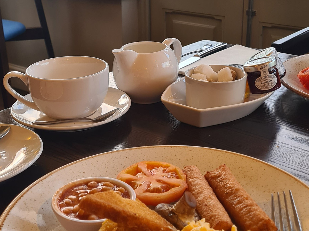 The Moat House主图