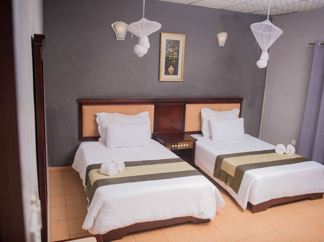 Moba Hotel and Convention Centre主图