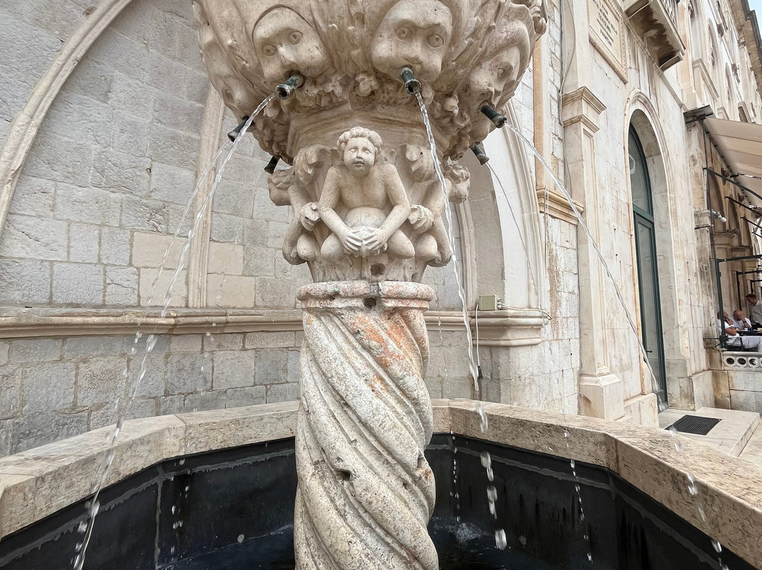 Little Onofrio Fountain-杜布罗夫尼克必去景点