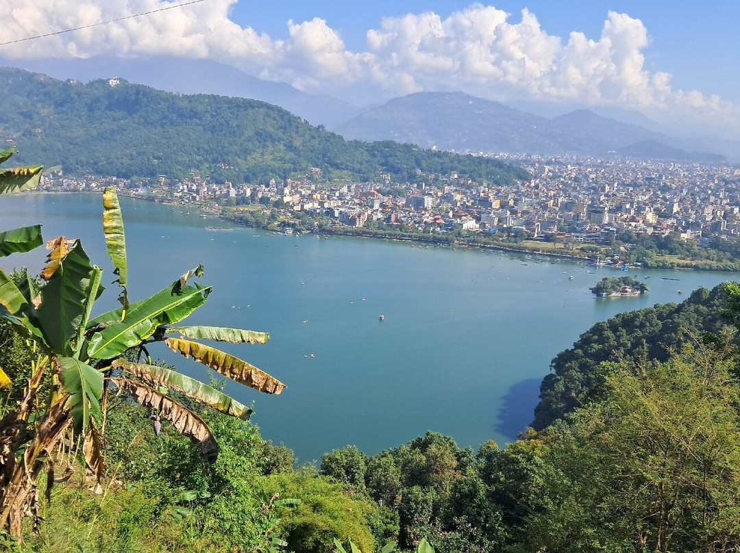 和平塔-博卡拉必去景点