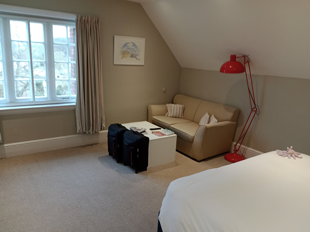 鲁道夫渡假酒店主图