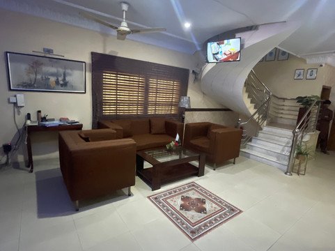 World Inn Hotel主图