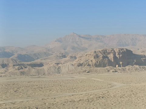 Royal Mountain主图