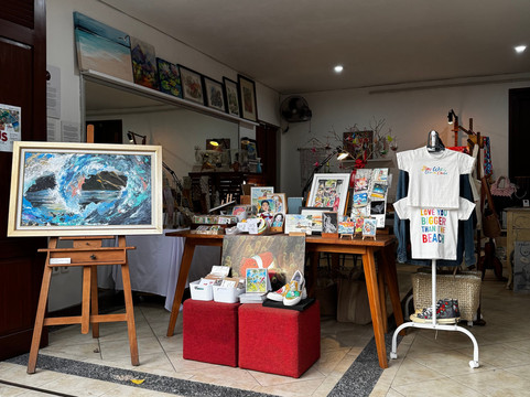 Red Dragonfly-沙努尔必去景点