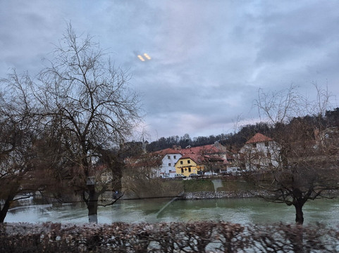 Urban (Electric Train)-卢布尔雅那必去景点