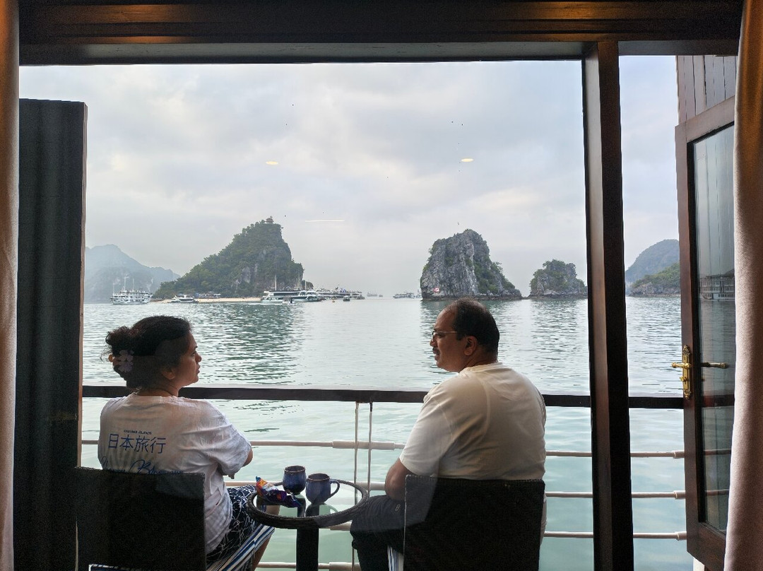 Mila Cruises-下龙湾必去景点