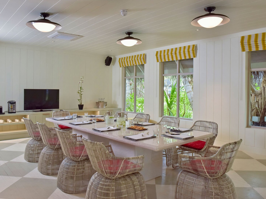 肯尼呼拉岛酒店住宿-太阳豪华度假酒店