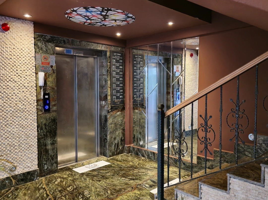 Wenirvana Suits Hotel