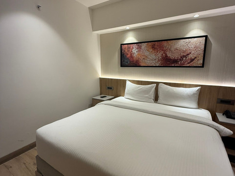 Transit By Encalm- Nap & Shower