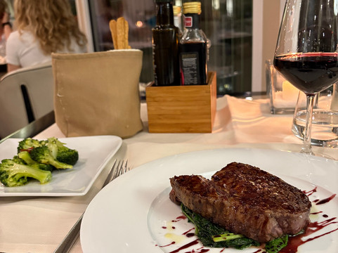 怡东大酒店主图