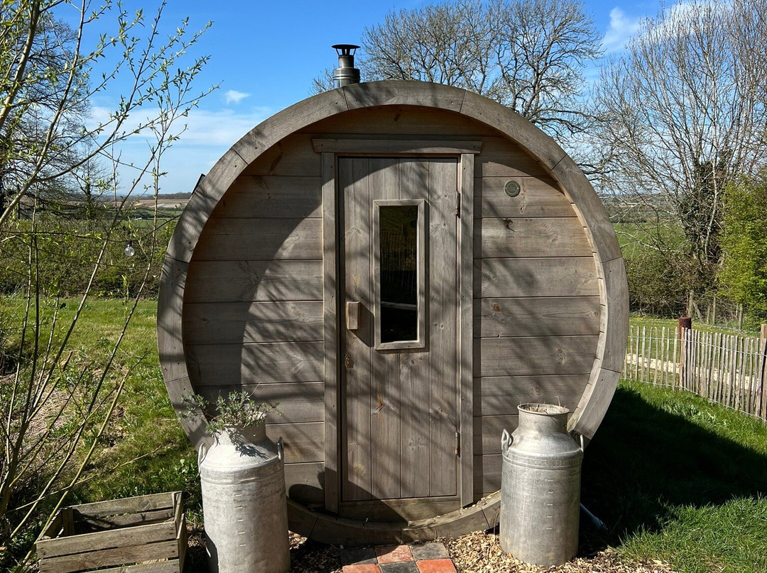 Hill Farm Glamping主图