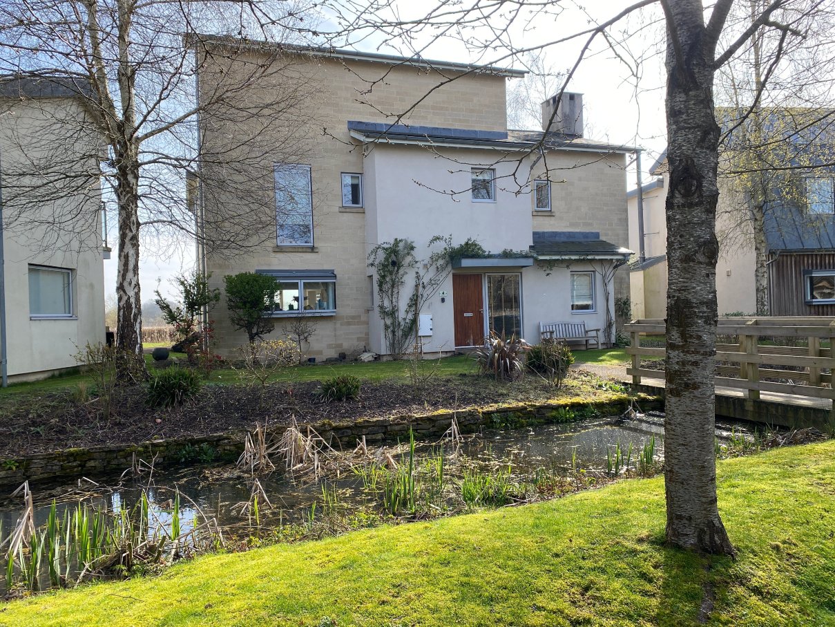 Lower Mill Estate-官方