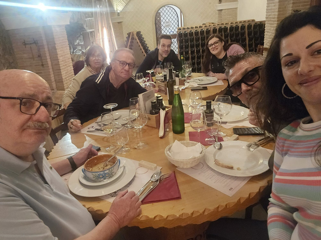 Vini Porto di Mola-Galluccio必去景点