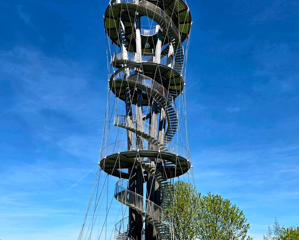 Schonbuchturm-黑伦贝格必去景点