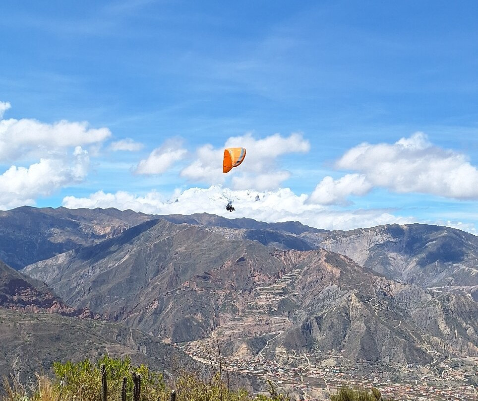 Paragliding in La Paz - Day Tour-拉巴斯必去景点
