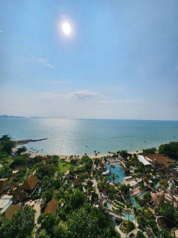 芭堤雅盛泰澜幻影海滩度假村-泳池
