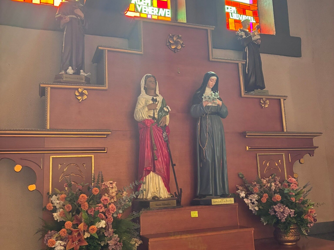 Paróquia Nossa Senhora de Lourdes-卡内拉必去景点