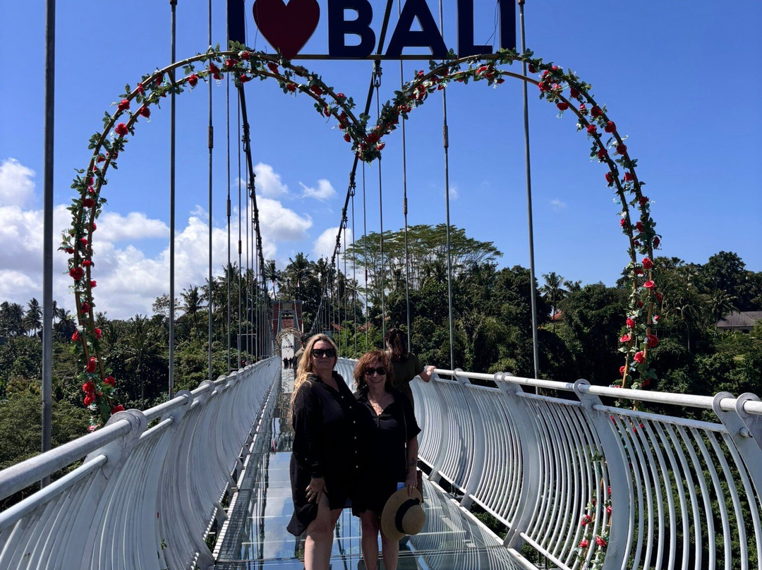 Glass Bridge Bali-Kemenuh必去景点