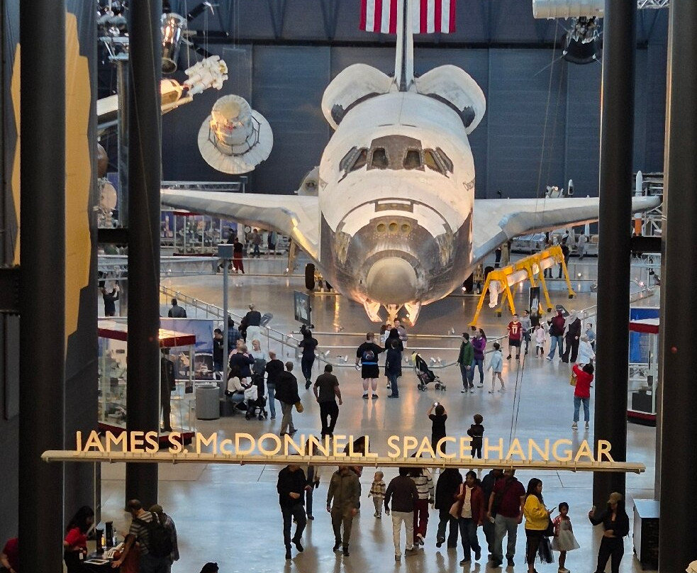 Steven F Udvar-Hazy Center-尚蒂利必去景点