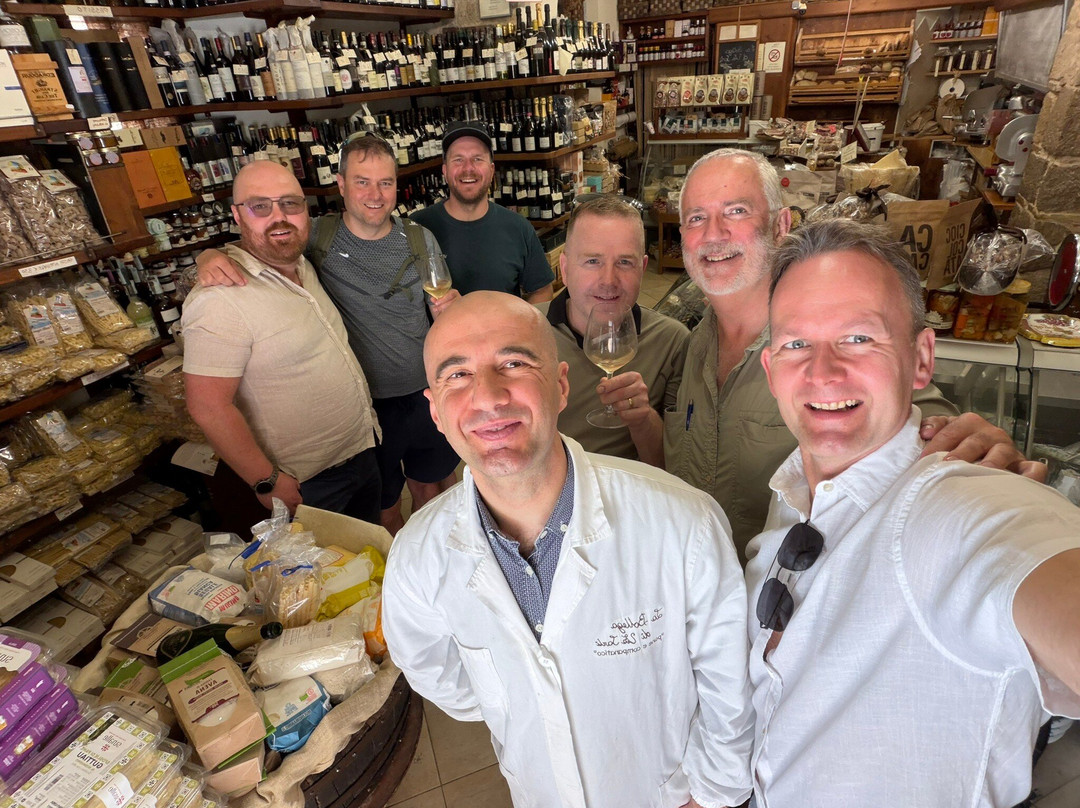 La Bottega Di Via Sarti-特拉西那必去景点