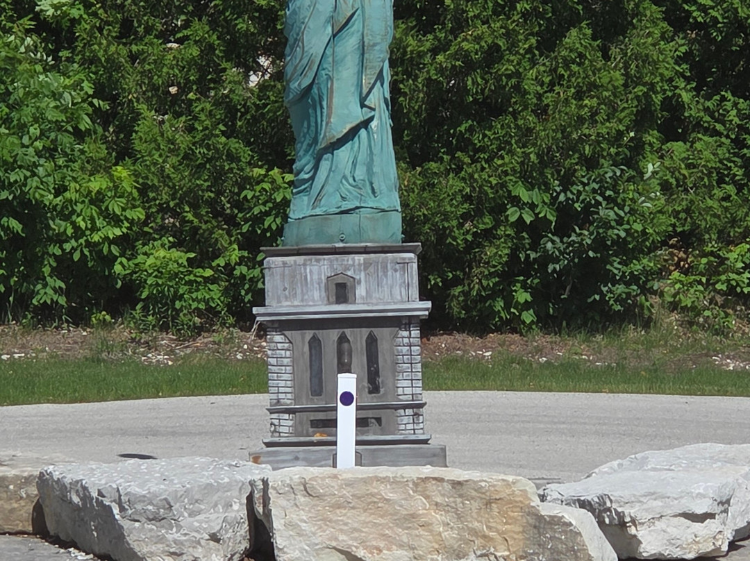 Liberty Lodge At Sister Bay主图