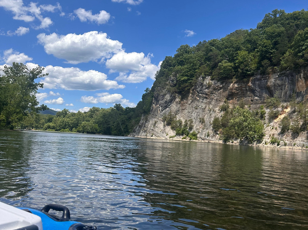 Shenandoah River Outfitters-卢雷必去景点