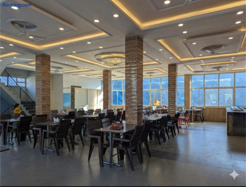 Silver oak Hotel and Restaurant