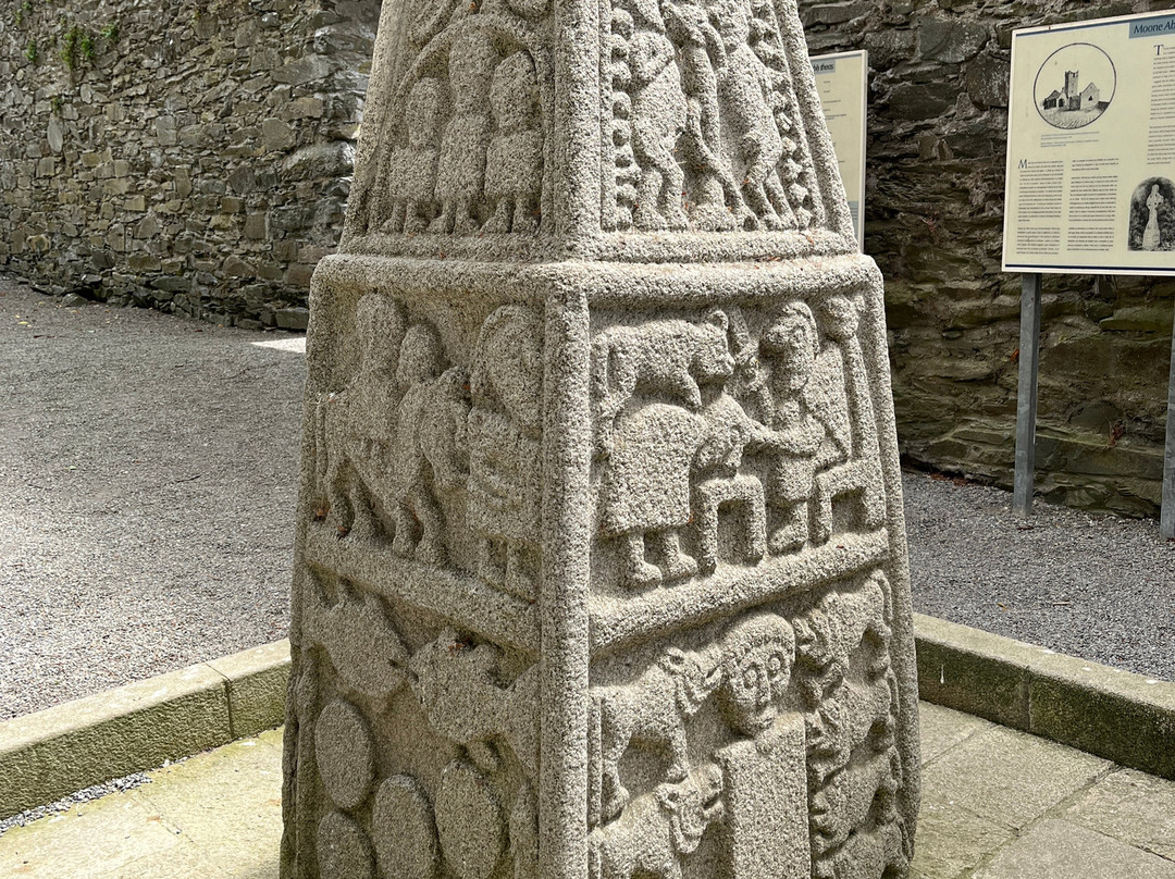 Moone High Cross-基尔代尔郡必去景点