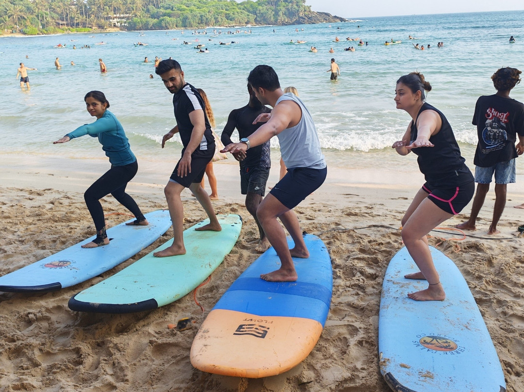 Hiriketiya Love Hiri Surf School-迪克韦勒必去景点